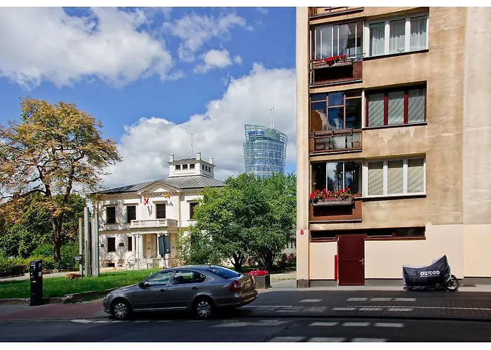 Srebrna * وارسو