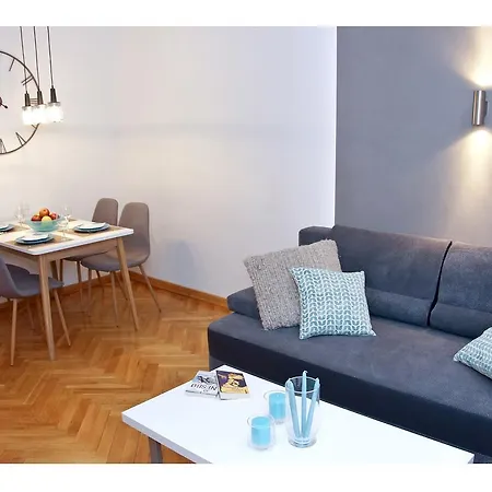Srebrna Apartman *